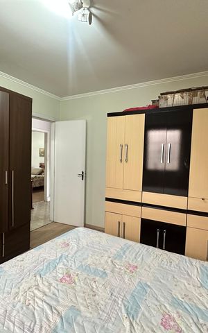 Casa à venda com 238m², 5 quartos e 3 vagas Casa à venda com 238m², 5 quartos e 3 vagasQuarto 1