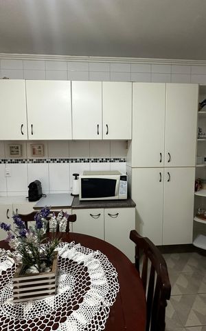 Casa à venda com 238m², 5 quartos e 3 vagas Casa à venda com 238m², 5 quartos e 3 vagasCozinha
