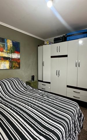 Casa à venda com 238m², 5 quartos e 3 vagas Casa à venda com 238m², 5 quartos e 3 vagasSuíte 2
