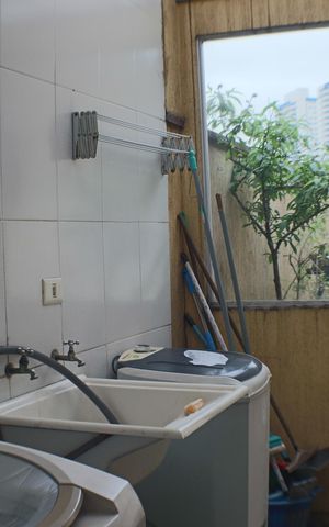 Casa à venda com 238m², 5 quartos e 3 vagas Casa à venda com 238m², 5 quartos e 3 vagasÁrea de Serviço