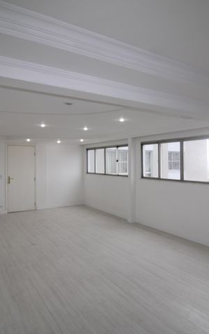 Apartamento para alugar com 176m², 4 quartos e 2 vagasSala