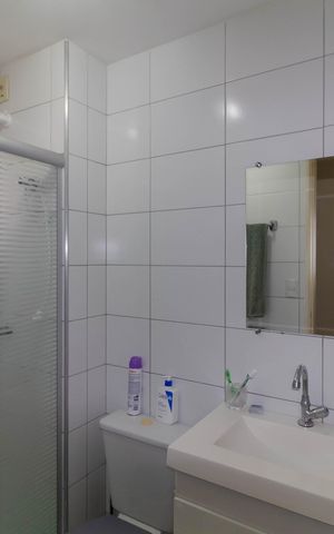 Apartamento à venda com 50m², 2 quartos e 1 vaga Apartamento à venda com 50m², 2 quartos e 1 vagaBanheiro Social