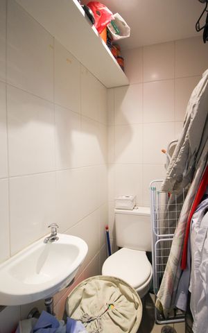 Apartamento à venda com 94m², 2 quartos e 2 vagasBanheiro de Serviço
