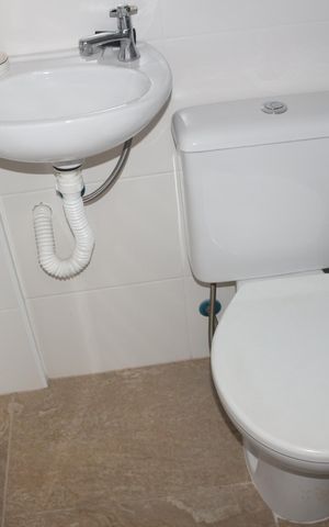 Apartamento à venda com 95m², 2 quartos e 1 vagaBanheiro 2