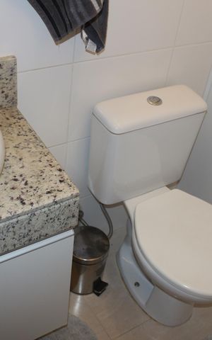 Apartamento à venda com 95m², 2 quartos e 1 vagaBanheiro 1