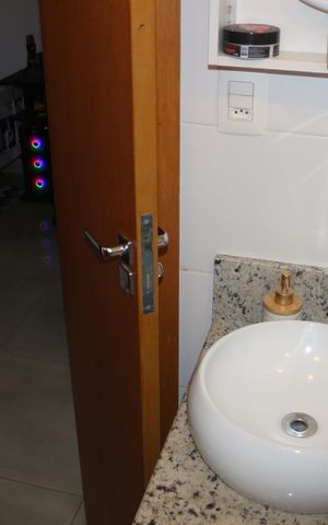 Apartamento à venda com 95m², 2 quartos e 1 vagaBanheiro 1