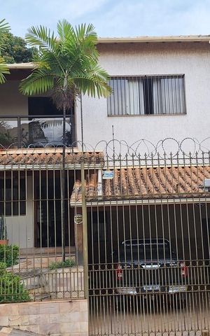 Casa à venda com 511m², 4 quartos e 4 vagas