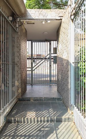 Apartamento à venda com 44m², 2 quartos e sem vaga Apartamento à venda com 44m², 2 quartos e sem vagaEntrada