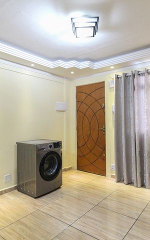 Apartamento à venda com 44m², 2 quartos e sem vaga Apartamento à venda com 44m², 2 quartos e sem vagaSala