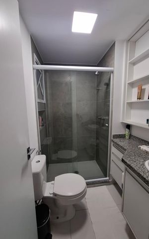 Apartamento à venda com 134m², 3 quartos e 4 vagas Apartamento à venda com 134m², 3 quartos e 4 vagasBanheiro 2