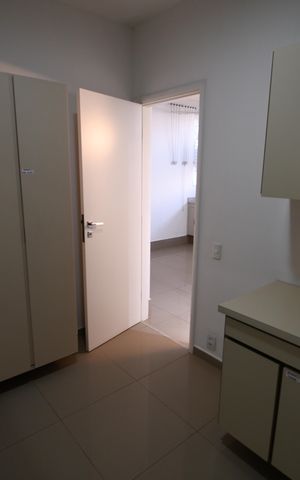 Apartamento à venda com 450m², 4 quartos e 4 vagasQuarto de Serviço