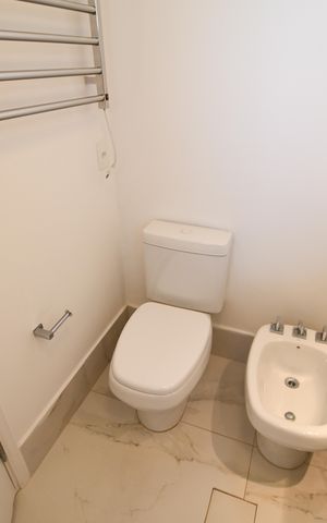 Apartamento à venda com 450m², 4 quartos e 4 vagasBanheiro Suíte 1