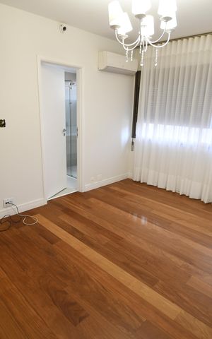 Apartamento à venda com 450m², 4 quartos e 4 vagasQuarto Suíte 3