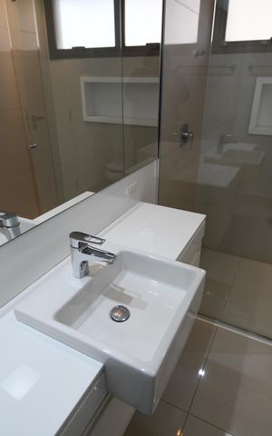 Apartamento à venda com 450m², 4 quartos e 4 vagasBanheiro Suíte 3