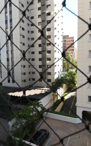 Apartamento à venda com 450m², 4 quartos e 4 vagasQuarto de Serviço - Vista