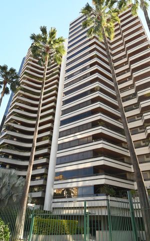 Apartamento à venda com 450m², 4 quartos e 4 vagasFachada do Prédio
