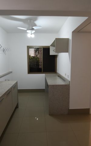 Apartamento à venda com 450m², 4 quartos e 4 vagasÁrea de Serviço