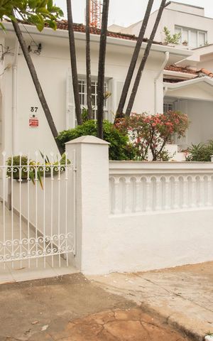 Casa à venda com 120m², 2 quartos e 5 vagasFachada