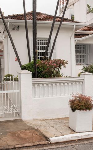 Casa à venda com 120m², 2 quartos e 5 vagasFachada