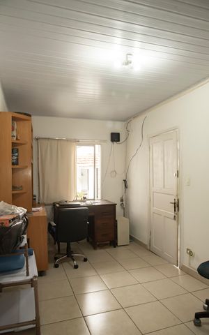 Casa à venda com 120m², 2 quartos e 5 vagasEdícula