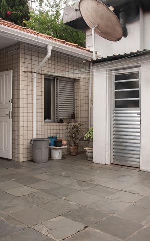 Casa à venda com 120m², 2 quartos e 5 vagasQuintal