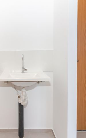 Apartamento à venda com 37m², 2 quartos e sem vaga Apartamento à venda com 37m², 2 quartos e sem vagaBanheiro