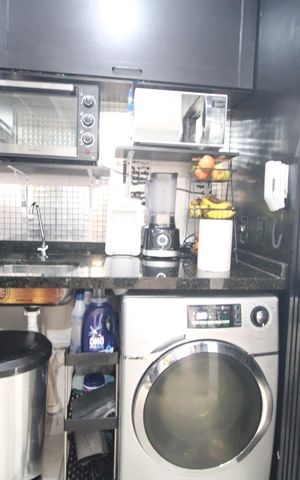 Apartamento à venda com 34m², 2 quartos e sem vagaSala/Cozinha