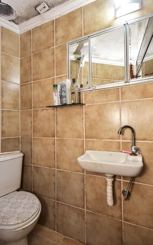 Casa à venda com 176m², 1 quarto e 3 vagasBanheiro Suíte