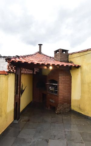 Casa à venda com 176m², 1 quarto e 3 vagasChurrasqueira