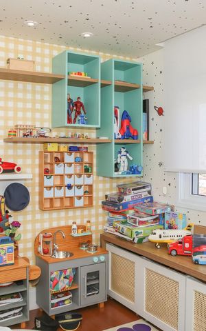 Apartamento à venda com 241m², 4 quartos e 3 vagas Apartamento à venda com 241m², 4 quartos e 3 vagasQuarto 1