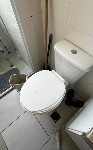 Apartamento à venda com 63m², 2 quartos e 1 vaga Apartamento à venda com 63m², 2 quartos e 1 vagaBanheiro da Suíte