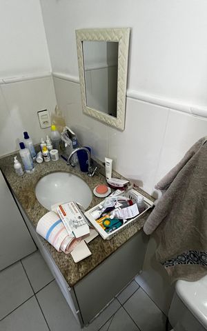 Apartamento à venda com 63m², 2 quartos e 1 vaga Apartamento à venda com 63m², 2 quartos e 1 vagaBanheiro