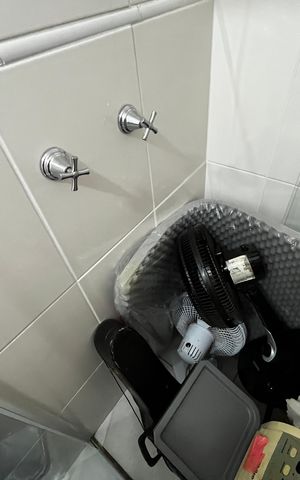 Apartamento à venda com 63m², 2 quartos e 1 vaga Apartamento à venda com 63m², 2 quartos e 1 vagaBanheiro