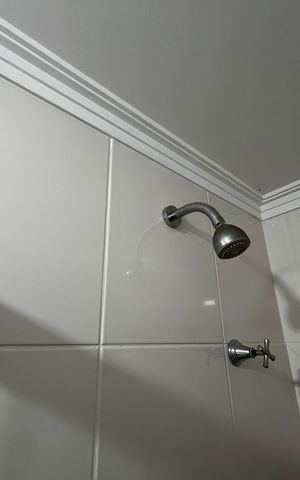 Apartamento à venda com 63m², 2 quartos e 1 vaga Apartamento à venda com 63m², 2 quartos e 1 vagaBanheiro