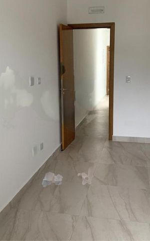 Casa à venda com 200m², 3 quartos e 3 vagas