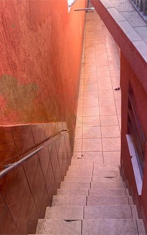 Casa à venda com 192m², 3 quartos e 1 vaga