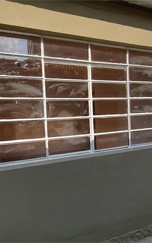 Casa à venda com 136m², 5 quartos e 1 vaga