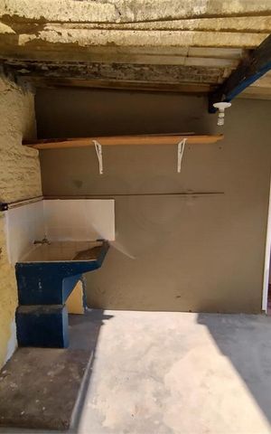 Casa à venda com 136m², 5 quartos e 1 vaga