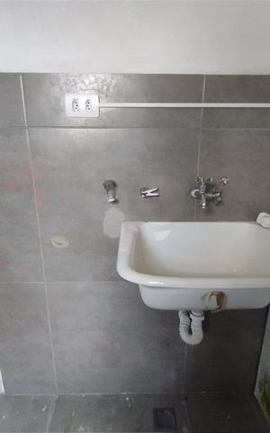 Casa à venda com 136m², 5 quartos e 1 vaga