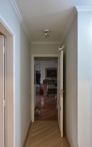 Apartamento à venda com 140m², 3 quartos e 2 vagasCorredor