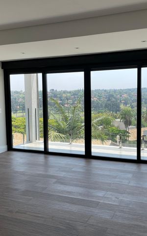 Casa de condomínio para alugar com 484m², 4 quartos e 3 vagasSuíte 2