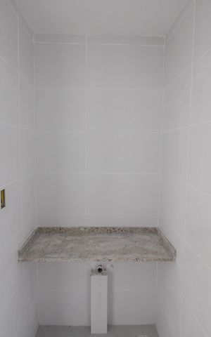 Apartamento à venda com 45m², 2 quartos e sem vagaBanheiro