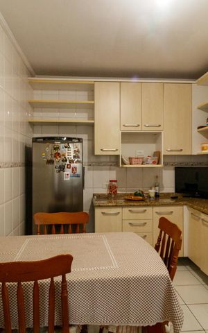 Casa de condomínio à venda com 89m², 2 quartos e 2 vagas Casa de condomínio à venda com 89m², 2 quartos e 2 vagasCozinha