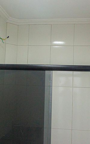 Casa à venda com 75m², 2 quartos e 1 vaga Casa à venda com 75m², 2 quartos e 1 vagaBanheiro