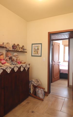 Apartamento à venda com 159m², 4 quartos e sem vagaCorredor