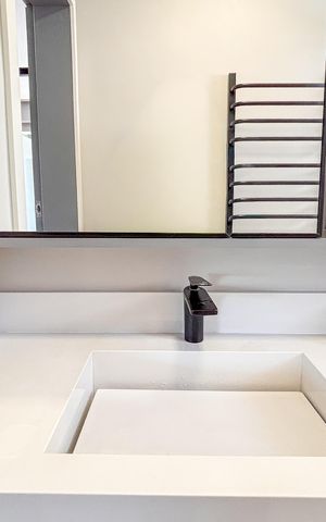 Studio à venda com 32m², 1 quarto e 1 vaga Studio à venda com 32m², 1 quarto e 1 vagaBanheiro