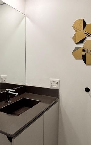 Studio à venda com 23m², 0 quarto e sem vaga Studio à venda com 23m², 0 quarto e sem vagaBanheiro Social