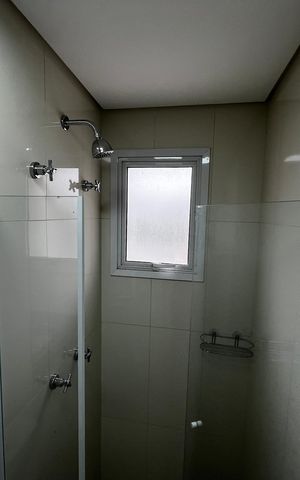 Apartamento para alugar com 82m², 2 quartos e 1 vaga Apartamento para alugar com 82m², 2 quartos e 1 vagaBanheiro da Suíte