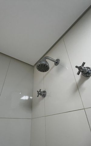 Apartamento para alugar com 82m², 2 quartos e 1 vaga Apartamento para alugar com 82m², 2 quartos e 1 vagaBanheiro
