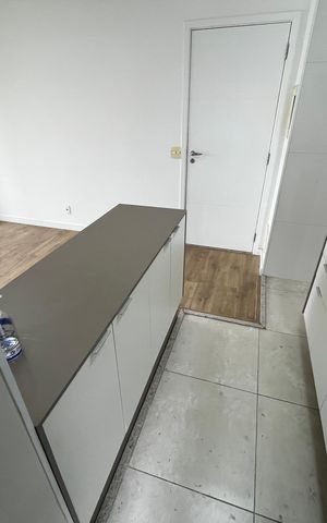Apartamento para alugar com 82m², 2 quartos e 1 vaga Apartamento para alugar com 82m², 2 quartos e 1 vagaSala/Cozinha